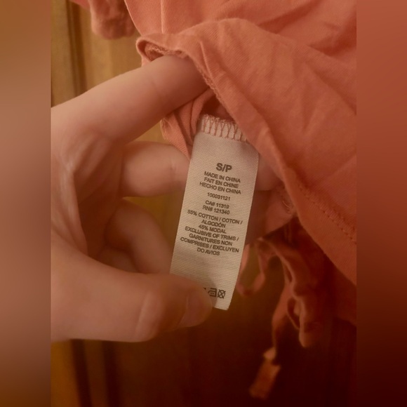 Garage Women’s Salmon Colored Grunge, Y2K/Early 2000/ Crop Top Sz SP Great Basic - Picture 9 of 9